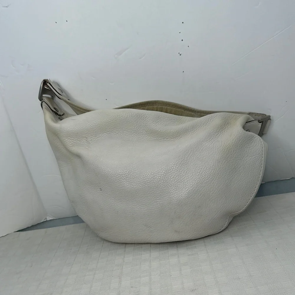 Michael Kors Pebble  Leather Off-White Small crescent hobo Bag